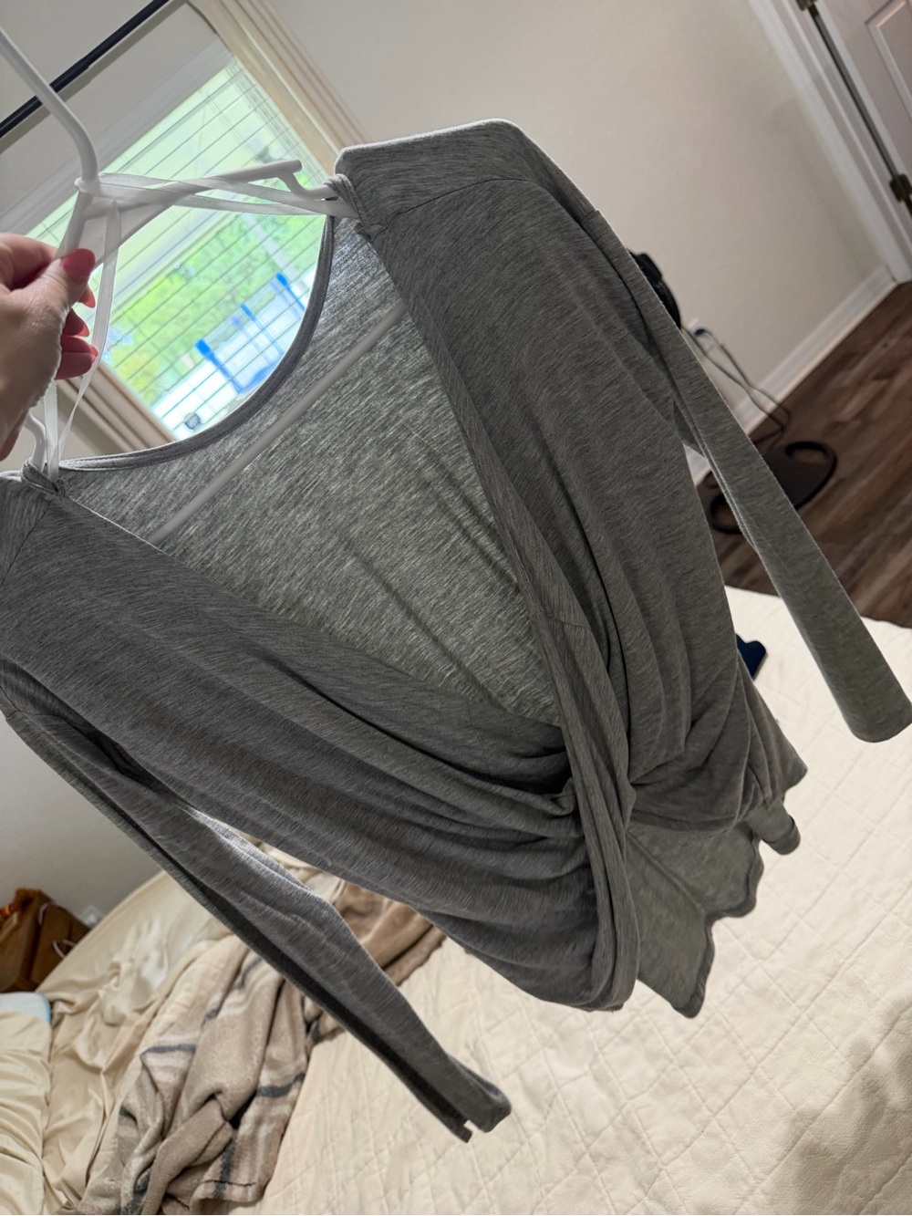 Sabo Skirt Gray Twist Front Long Sleeve Crop Top